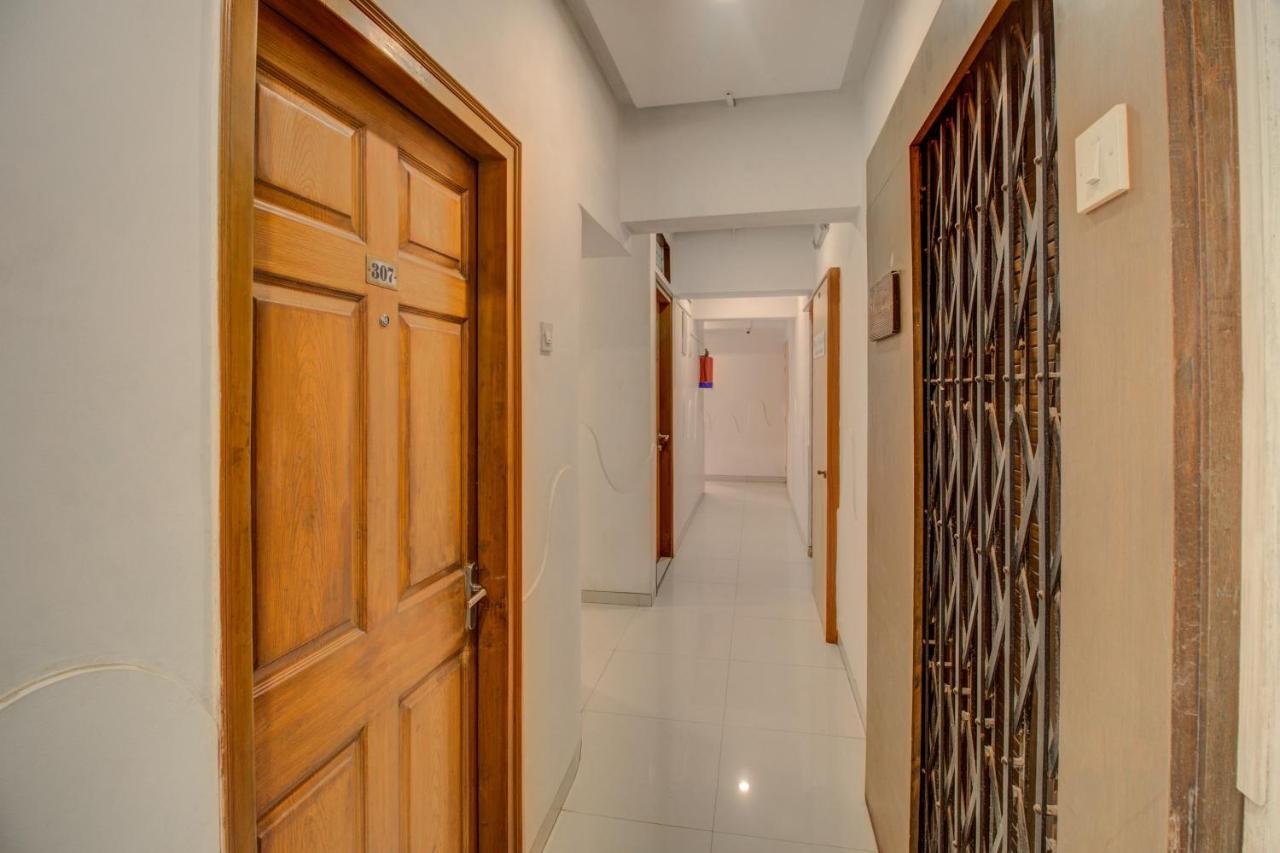 Oyo Flagship 572 Santacruz West Hotel Mumbai Exterior photo