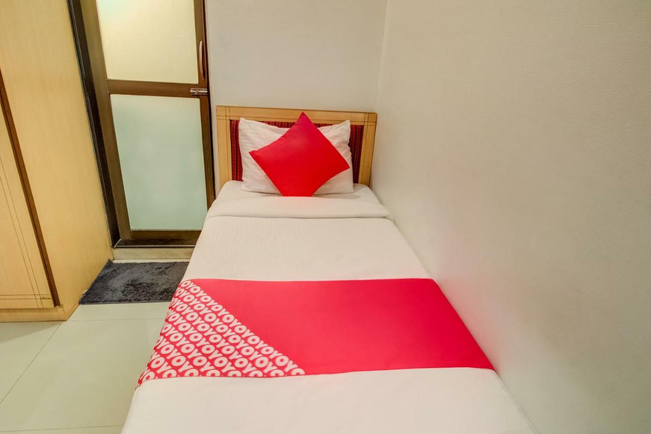 Oyo Flagship 572 Santacruz West Hotel Mumbai Exterior photo