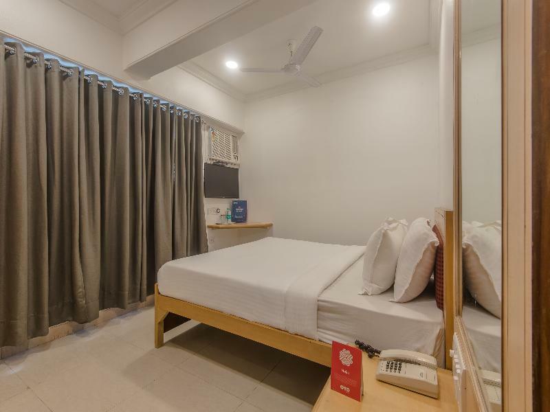 Oyo Flagship 572 Santacruz West Hotel Mumbai Exterior photo