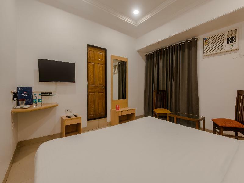 Oyo Flagship 572 Santacruz West Hotel Mumbai Exterior photo